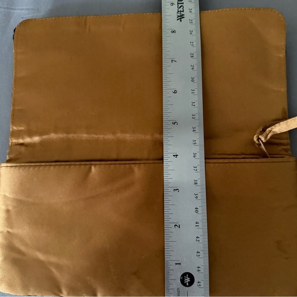 Beaded Clutch Purse~Neiman Marcus~Animal Print Design - Picture 6 of 7